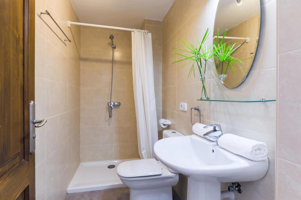 Villa Peral Làng Cas Concos des Cavaller Ngoại thất bức ảnh